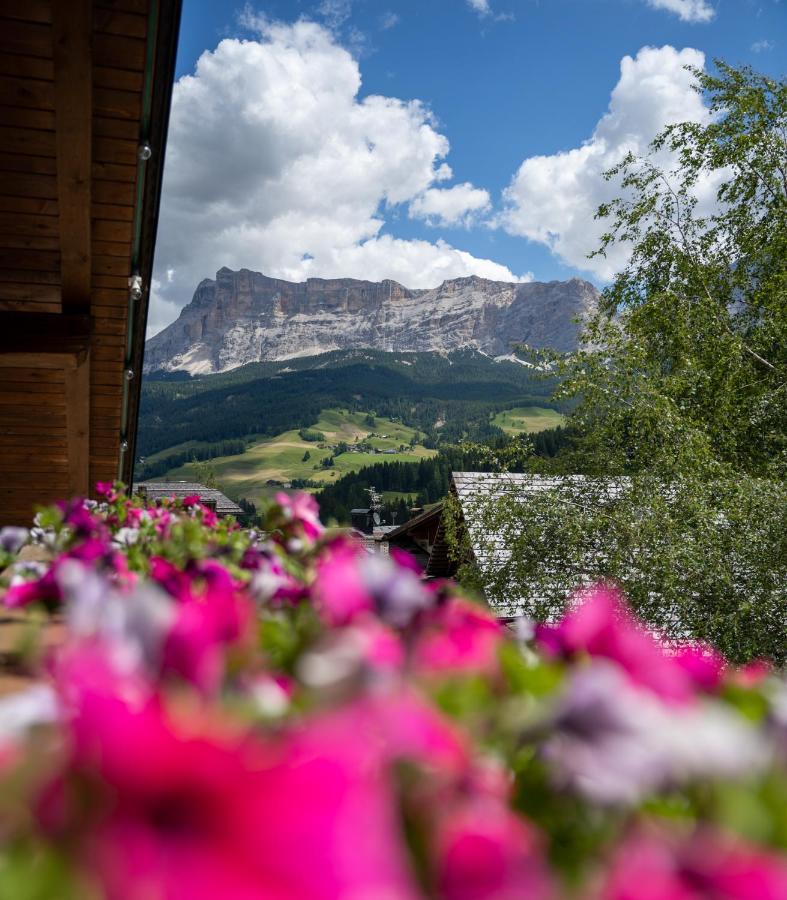 Chalet Fisti ラ・ヴィッラ エクステリア 写真